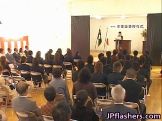 Japans schoonheid gedurende graduation