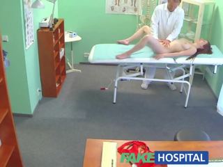 Fakehospital гаряча підліток хоче для вчитися як для мати unprotected ххх фільм